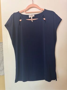 Laundry By Shelli Segal Navy Short Sleeve Top with Shoulder Cutouts